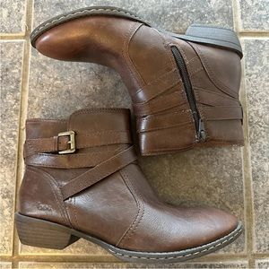 BOC Born Brown Zip Buckle Strap Ankle Comfort Boots Womens 6.5 M Style Z20657